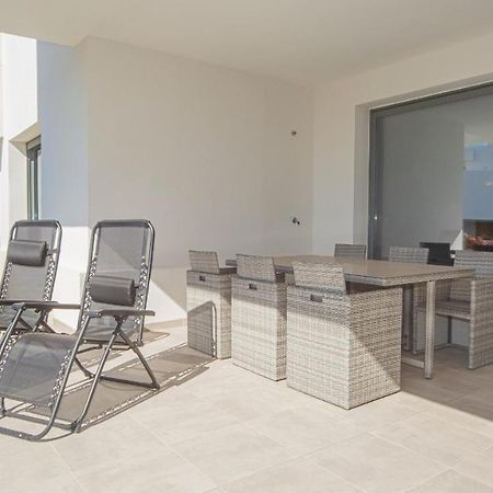 Cg7 Casares Green المظهر الخارجي الصورة