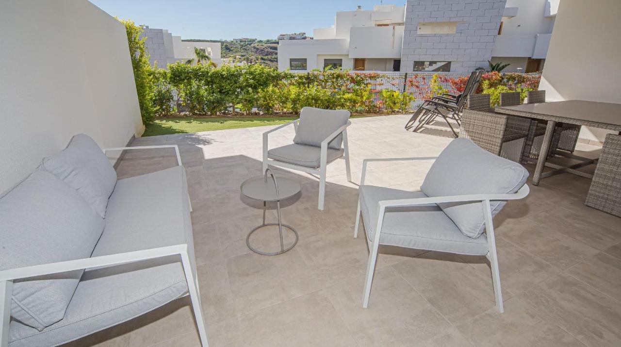 Cg7 Casares Green المظهر الخارجي الصورة
