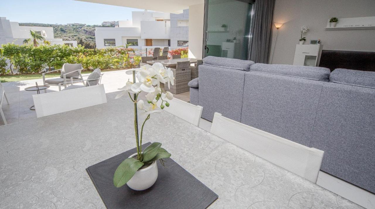 Cg7 Casares Green المظهر الخارجي الصورة